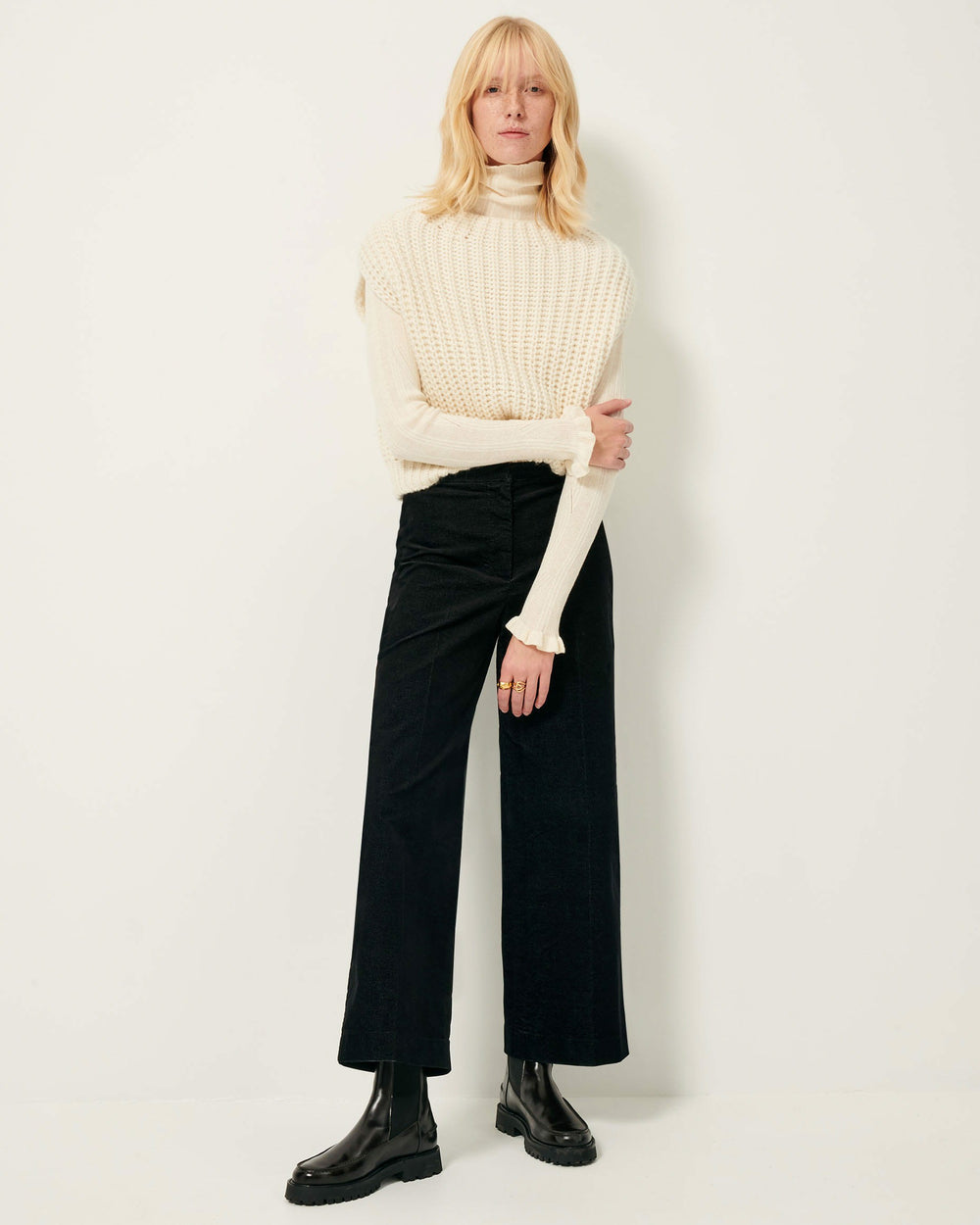 Women ALVELVET Black | Pants