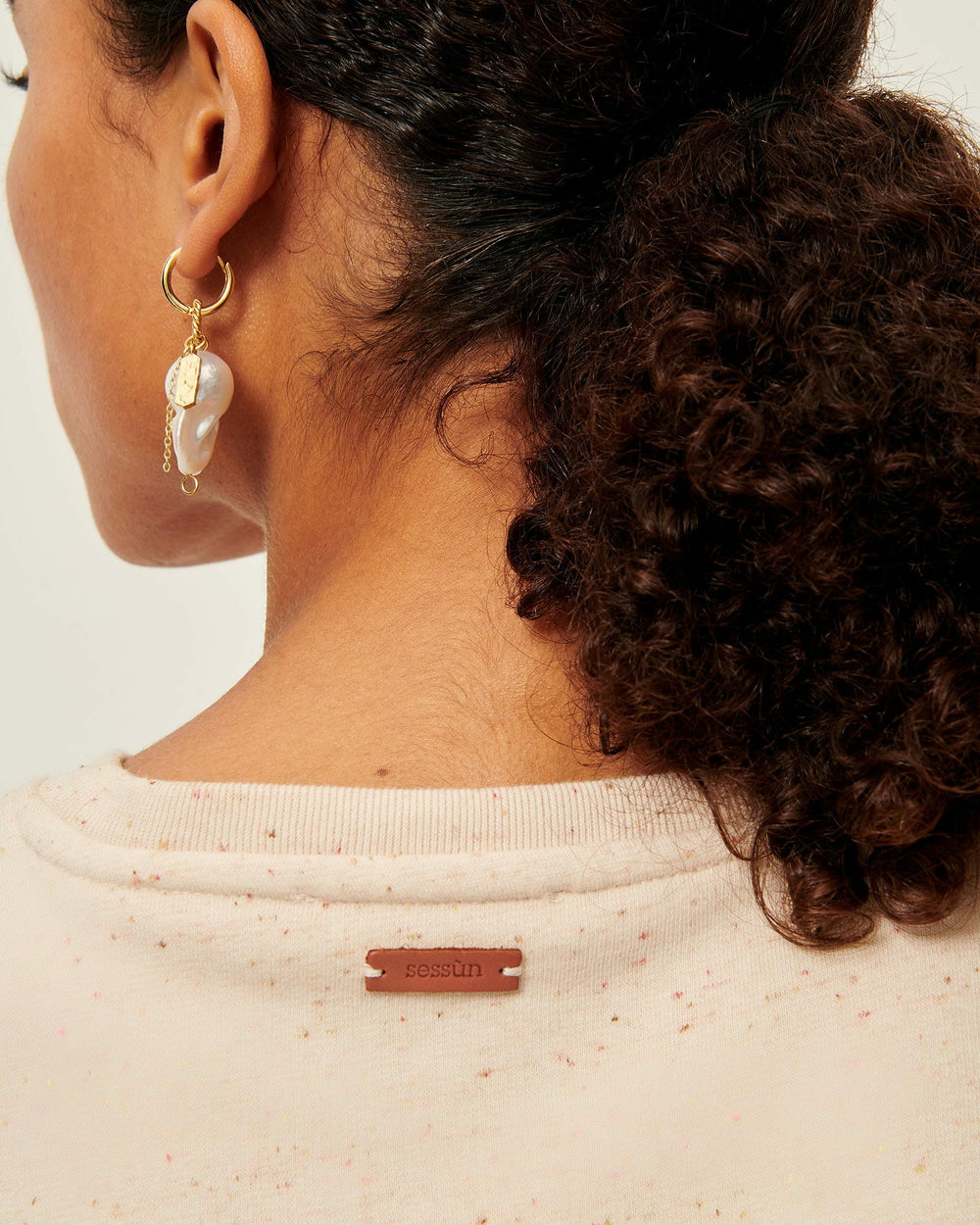 Women CHEBBI Sanstone | Sweatshirt  | SESSÙN Official Website
