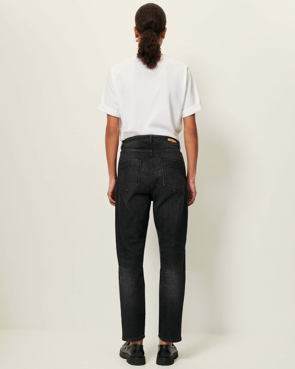 Women MOMON O Brocken Black | Jeans