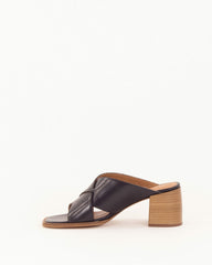 Women SOKOSTI Black Leather | Mules