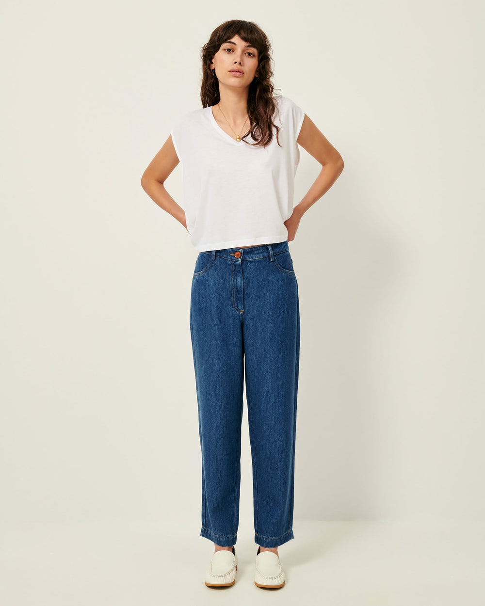 Women THE V Optical White | Sleeveless T-shirt