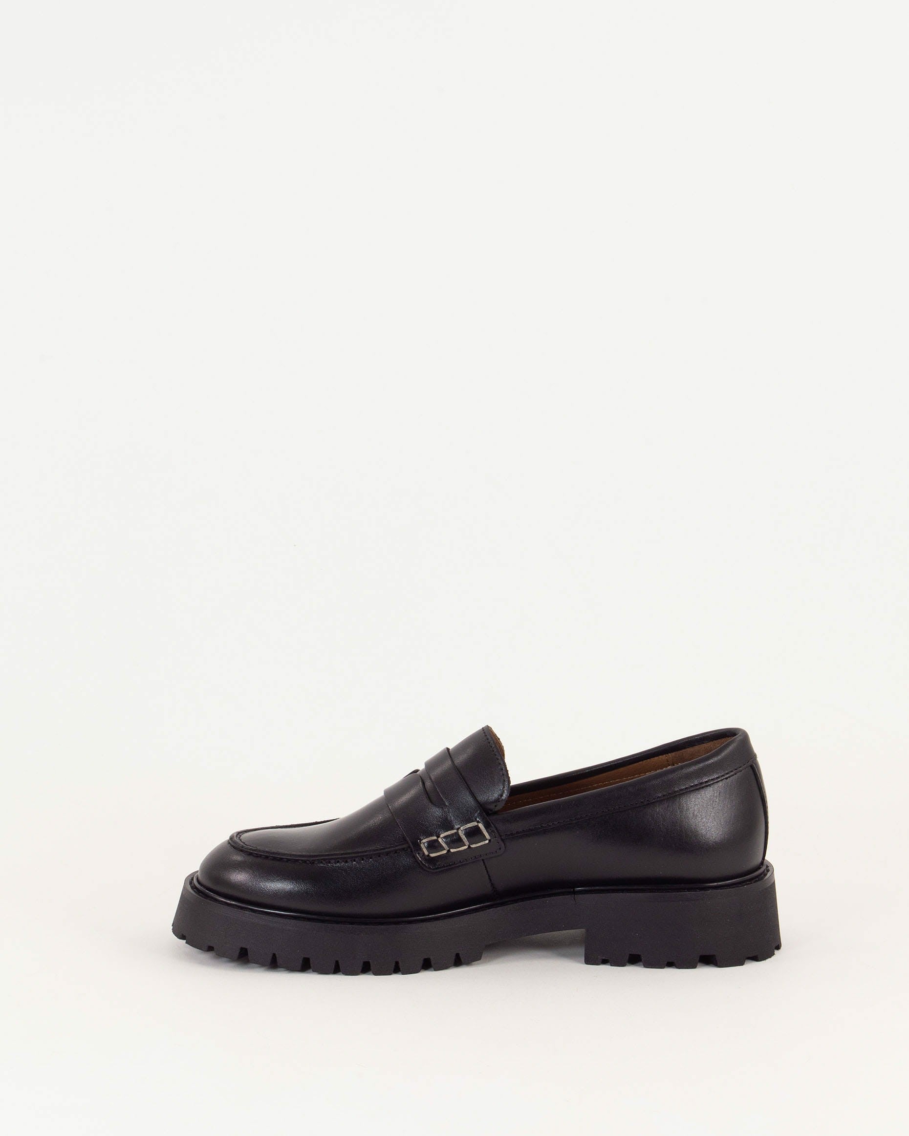 Women BARCELO Black Leather | Loafers