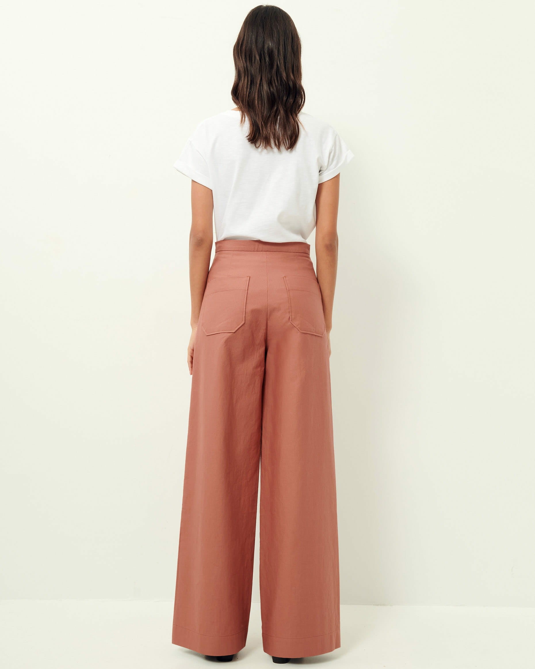 Women CAPRI Tanny | Pants