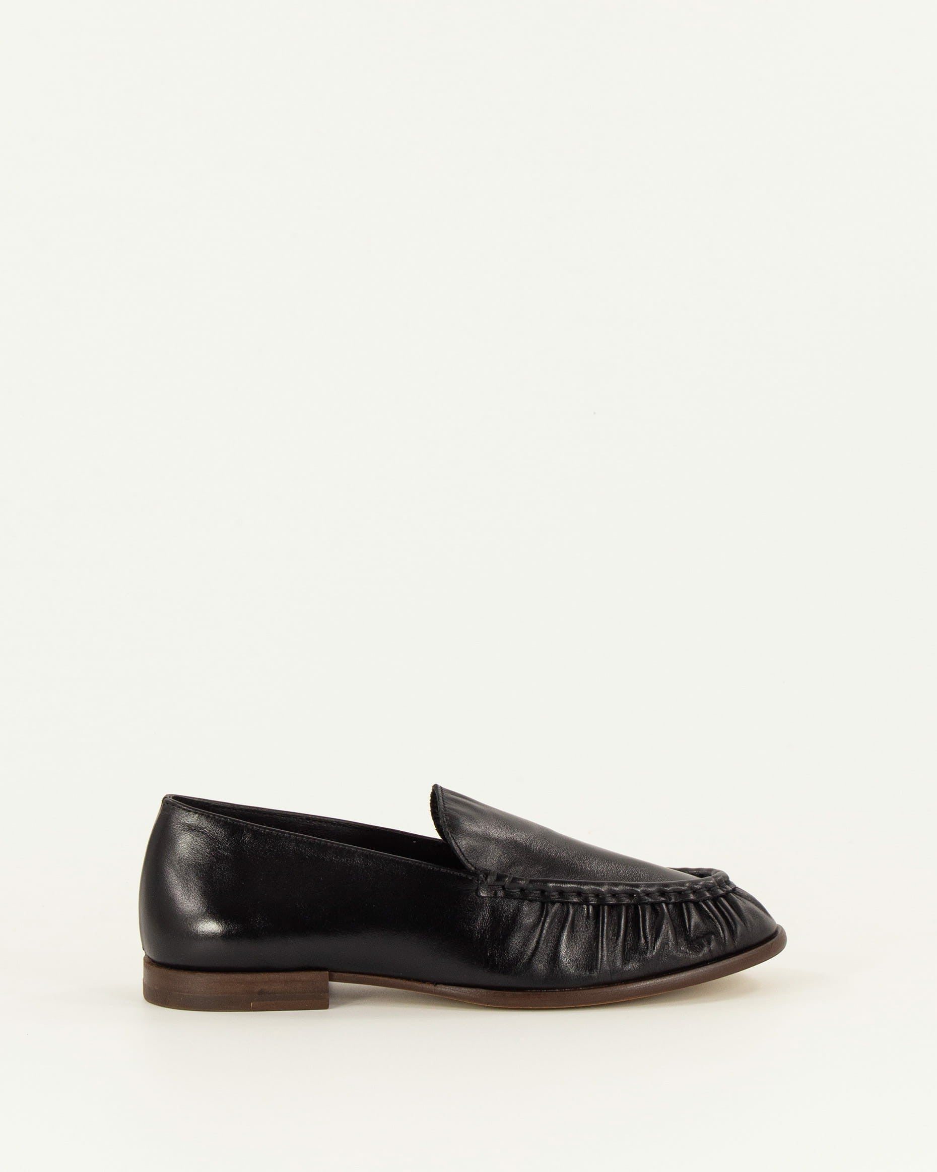 Women AYANO Black Leather | Loafers