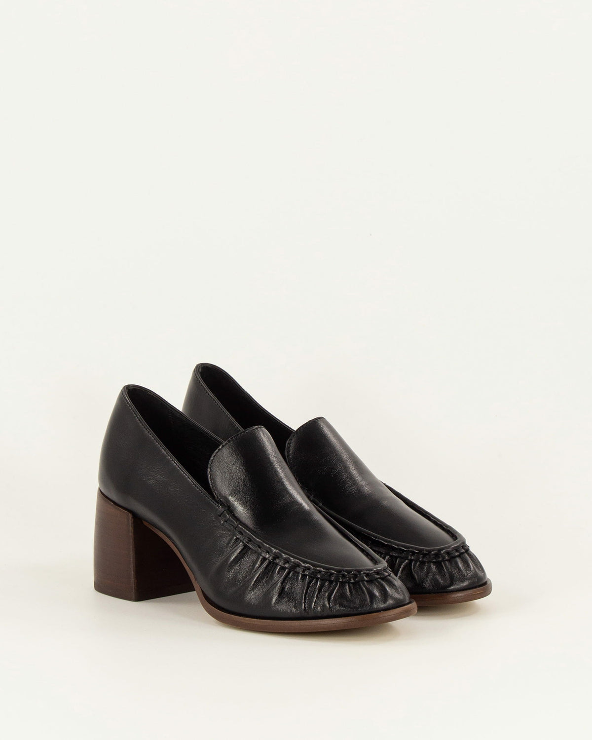 Women HIKARI Black Leather | Loafers