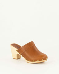 Women FOLKO Cognac | Clogs