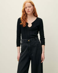 Women ISLA Black | Sweater